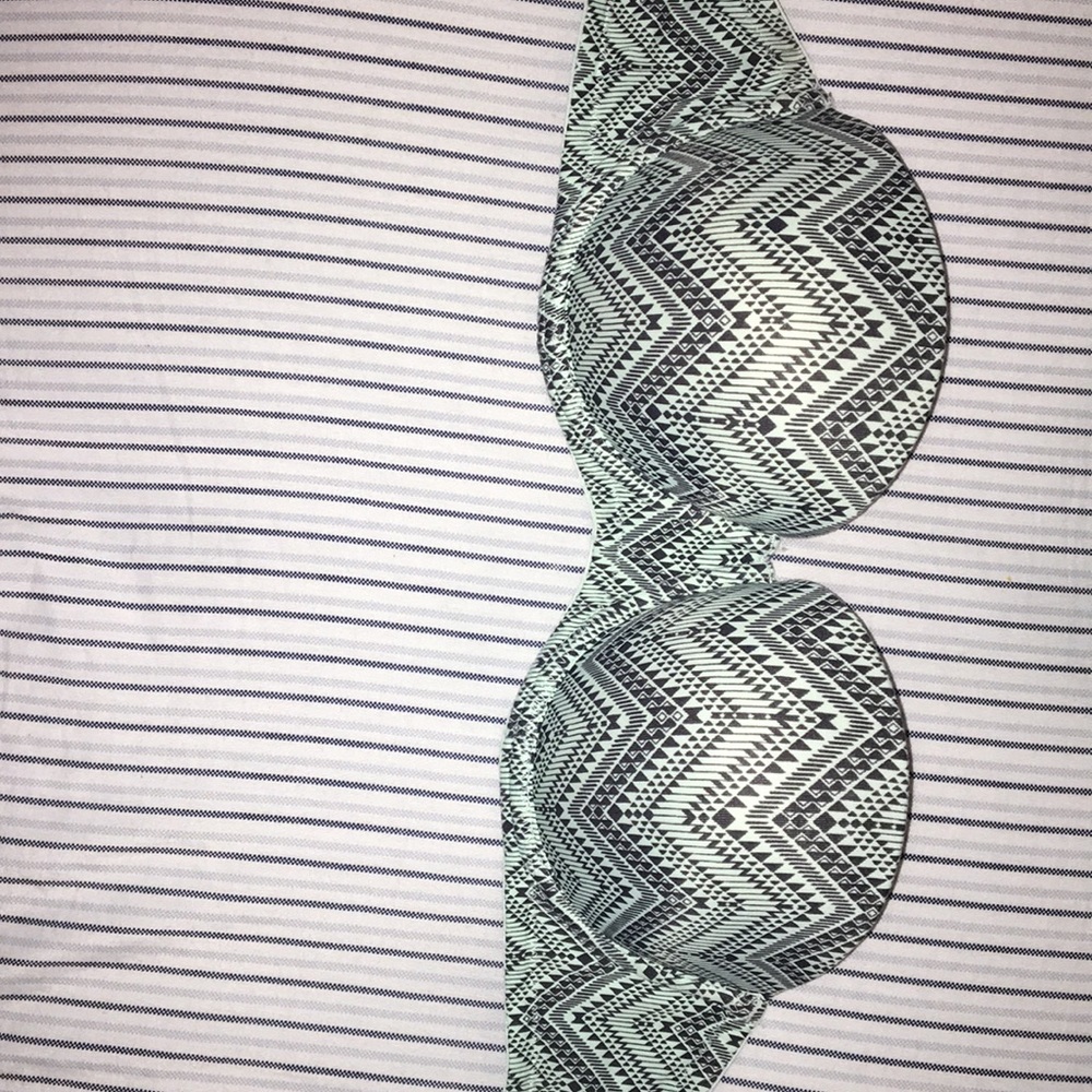 Victoria Secrets Bra